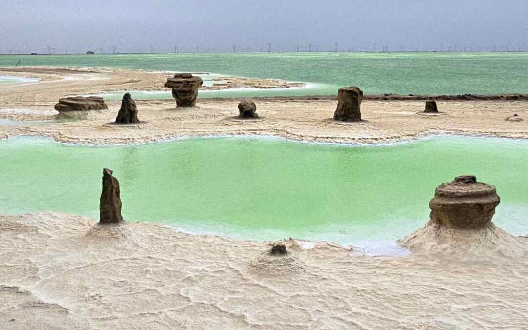 Discover China’s Largest and Most Beautiful Salt Lake